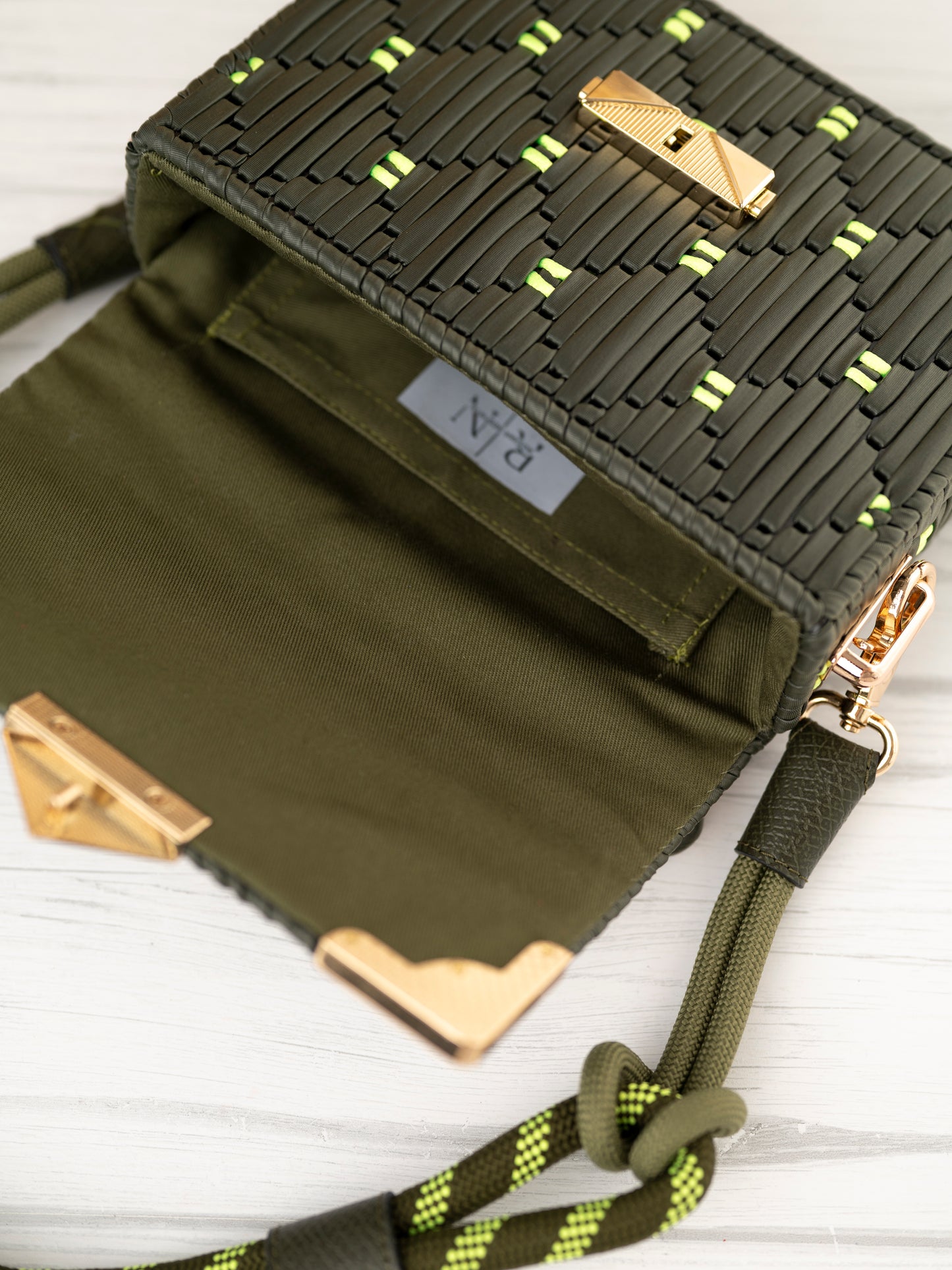 LONDON - olive/lime