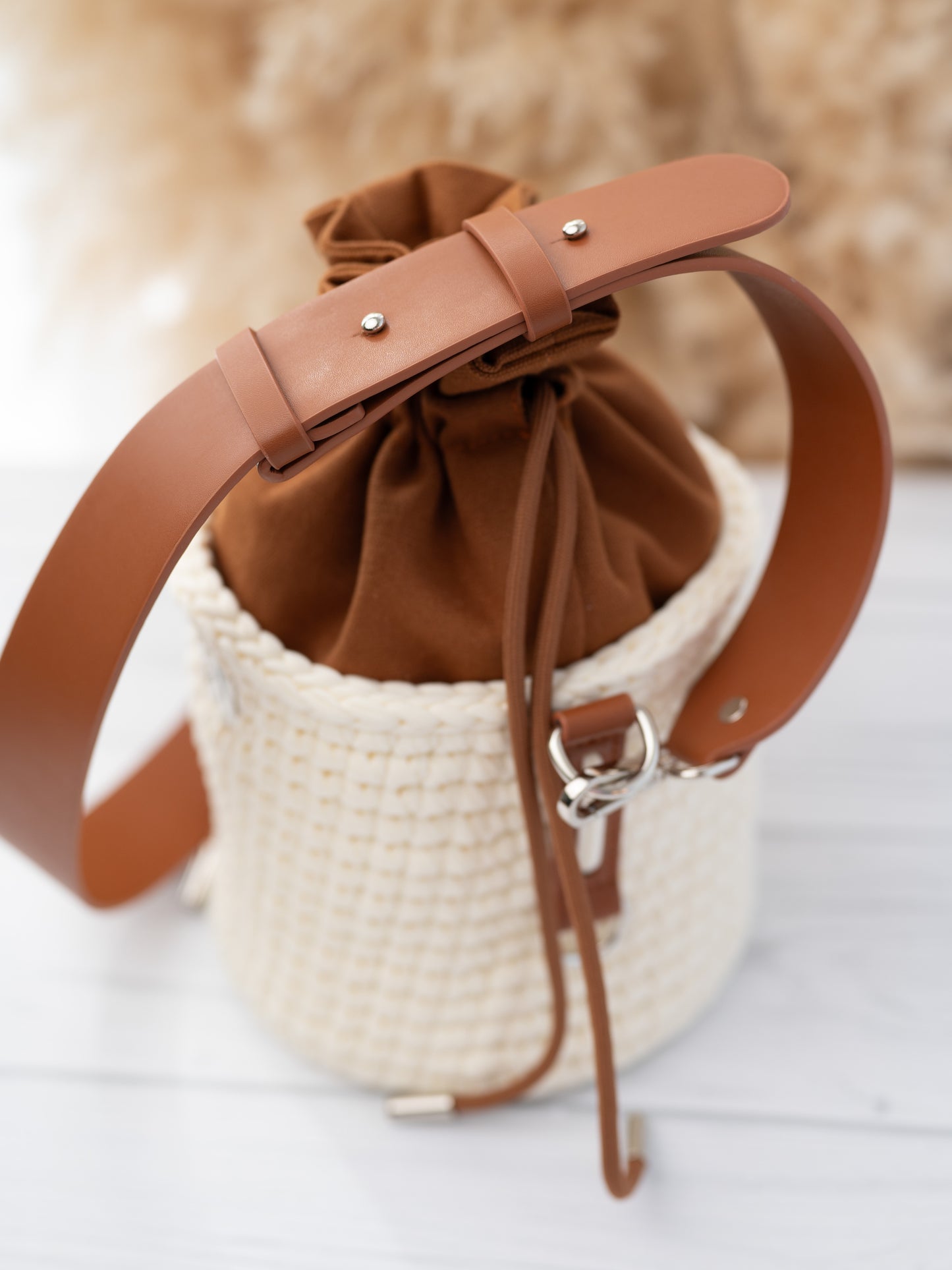 ARIEL - ivory/brown
