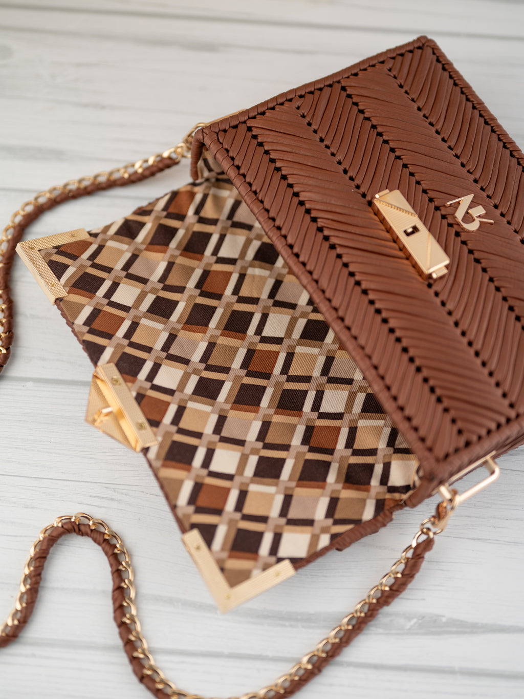 OLIVIA - brown