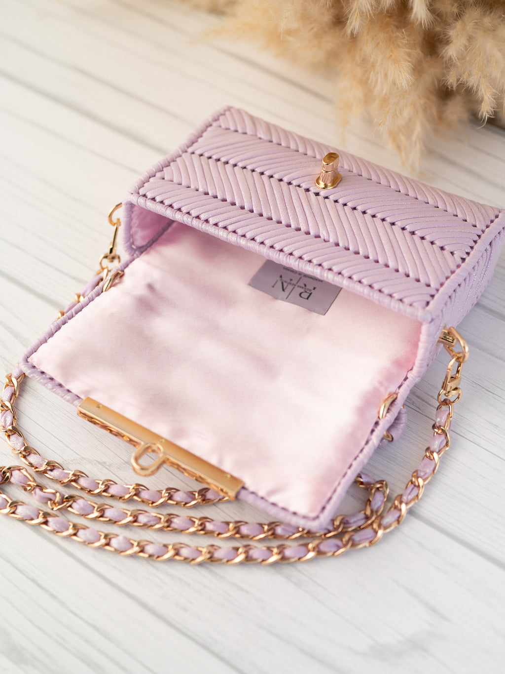 EVA- pastel lilac