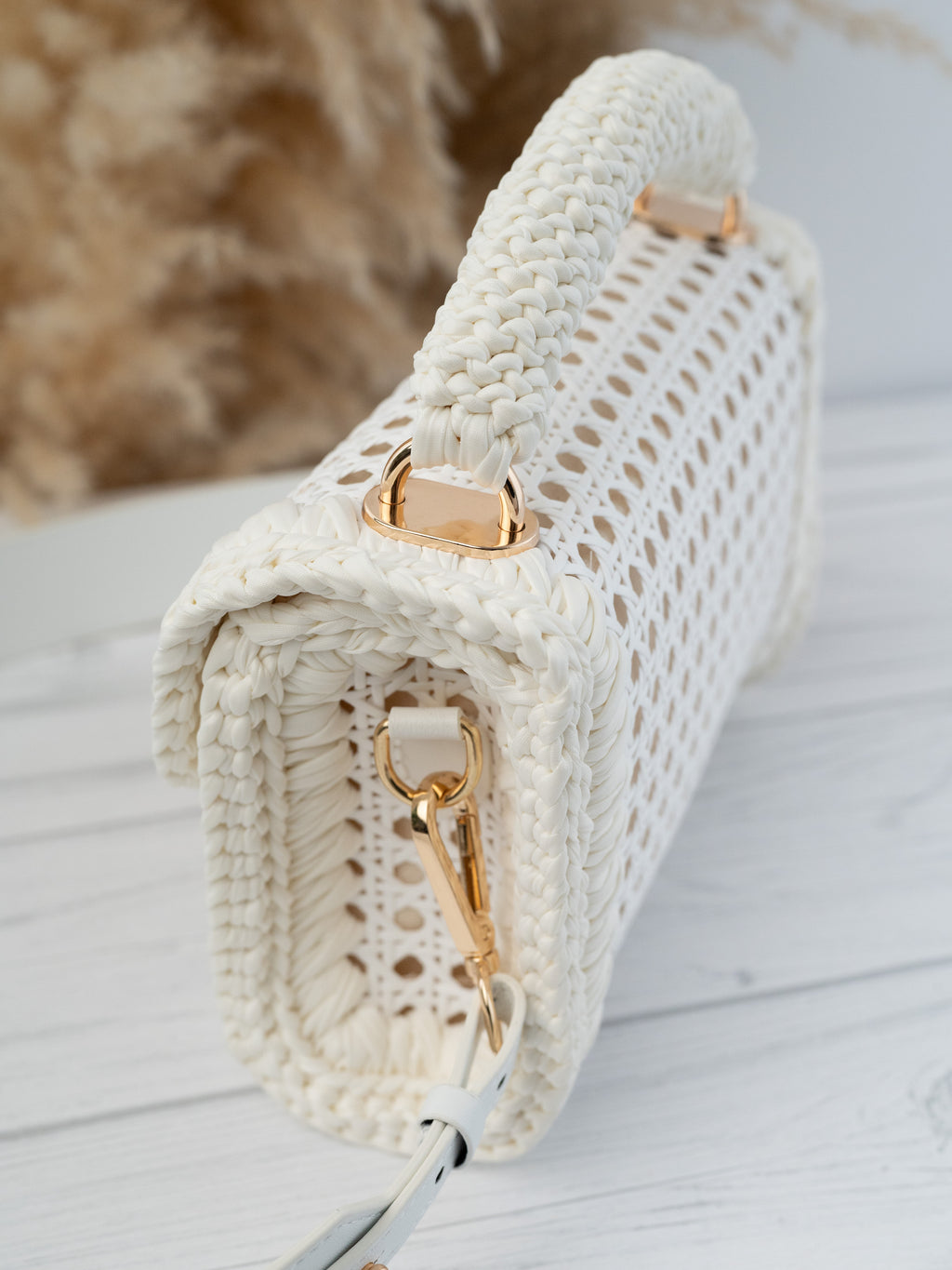 CAPRI - Ivory