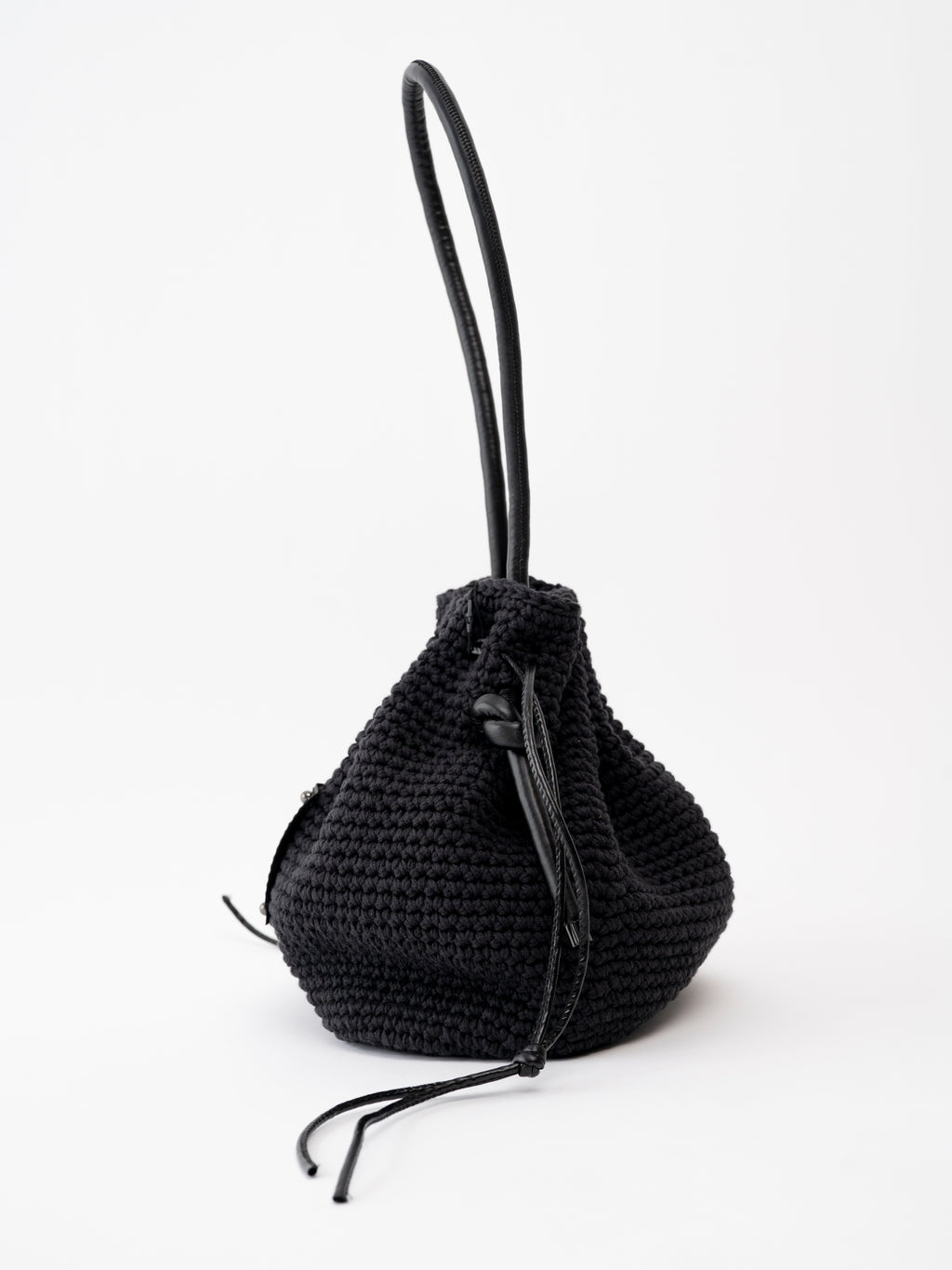 SYDNEY - black