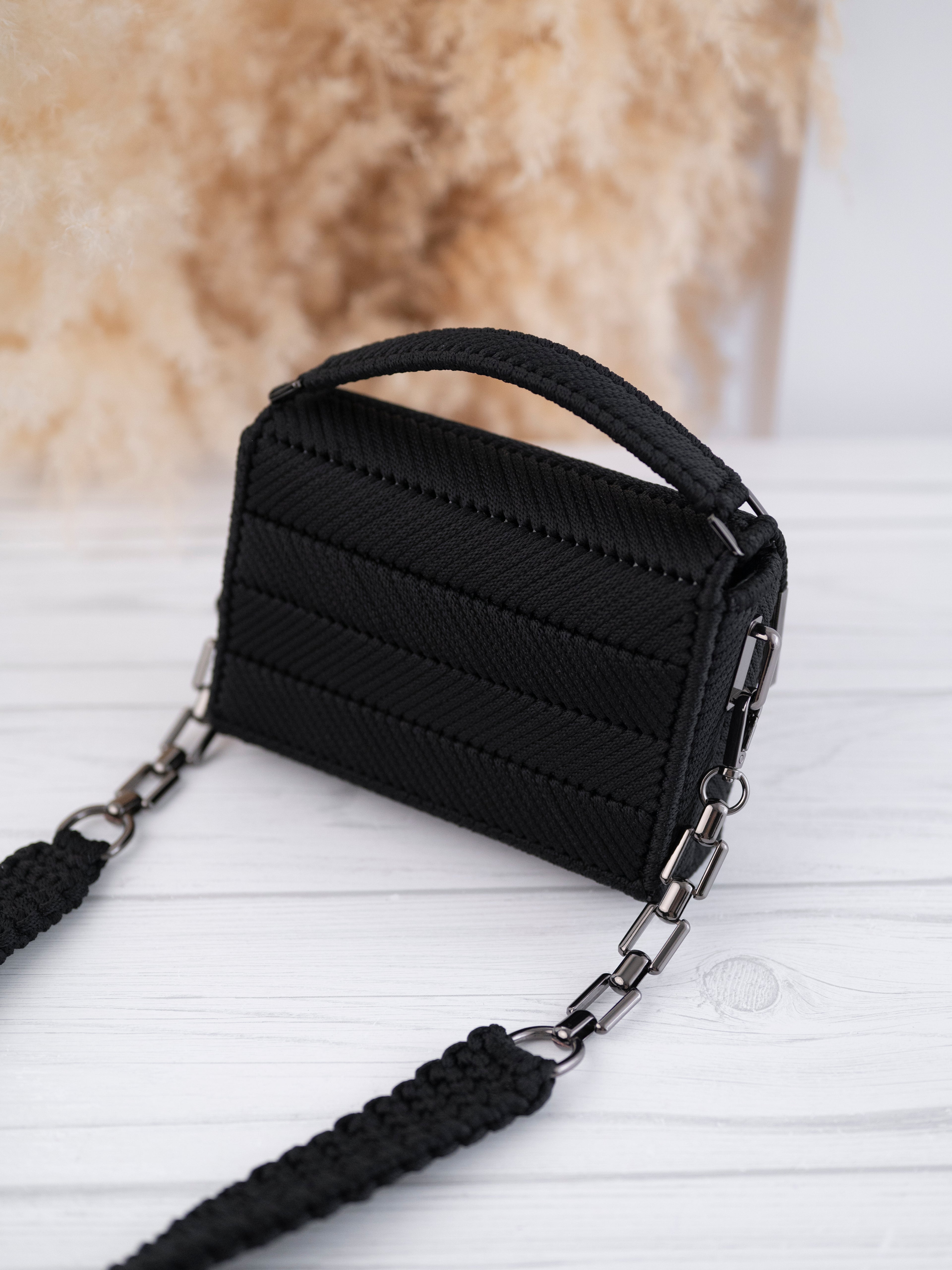 KYLIE - BLACK