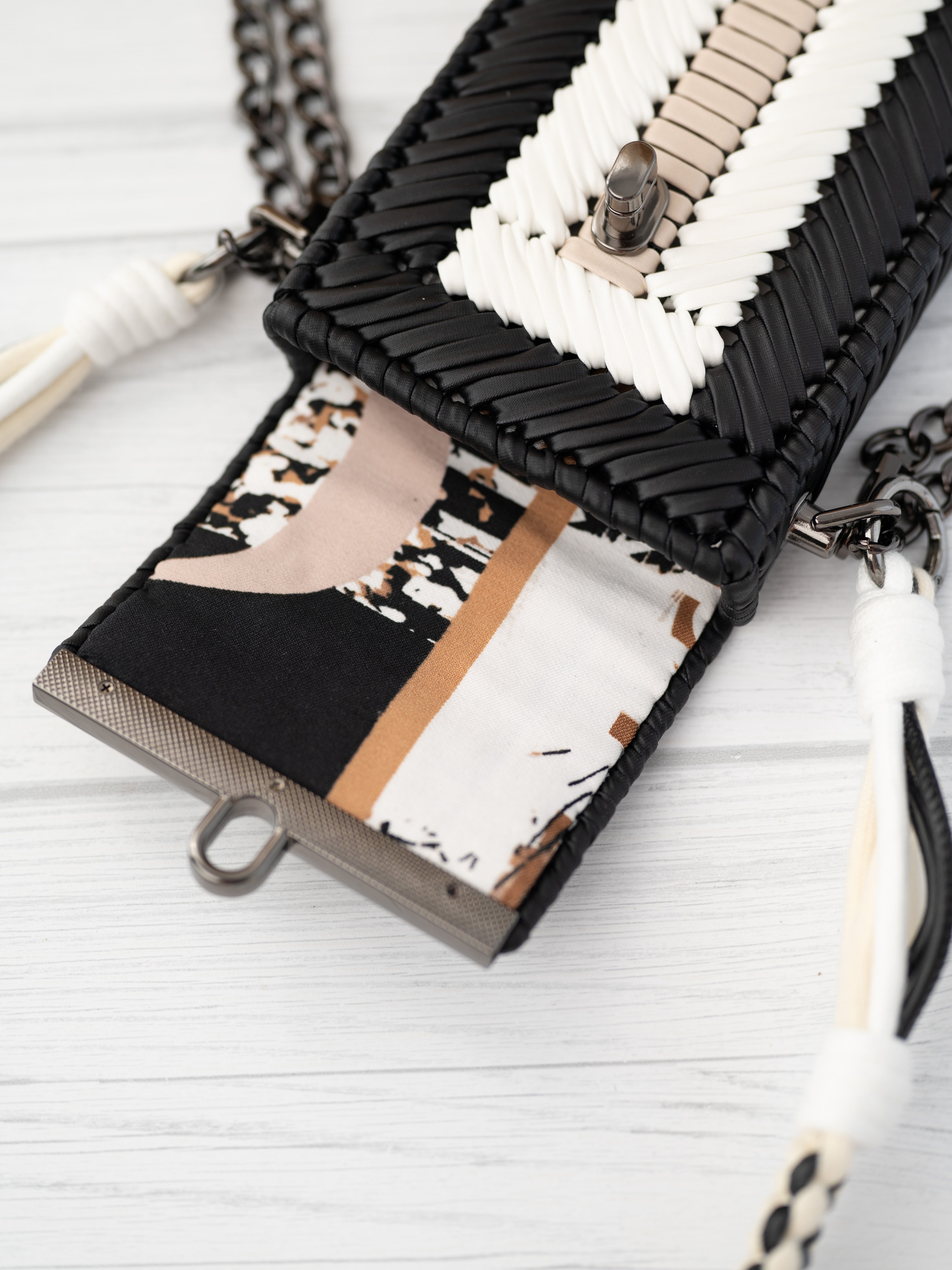 CHELSIE - black/white/beige