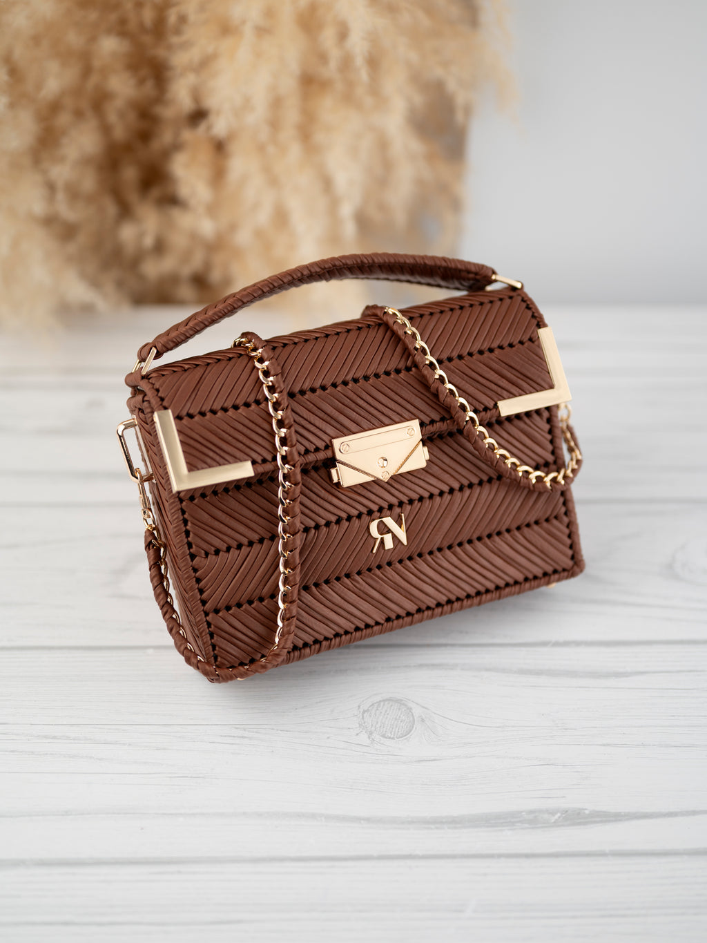 OLIVIA - brown