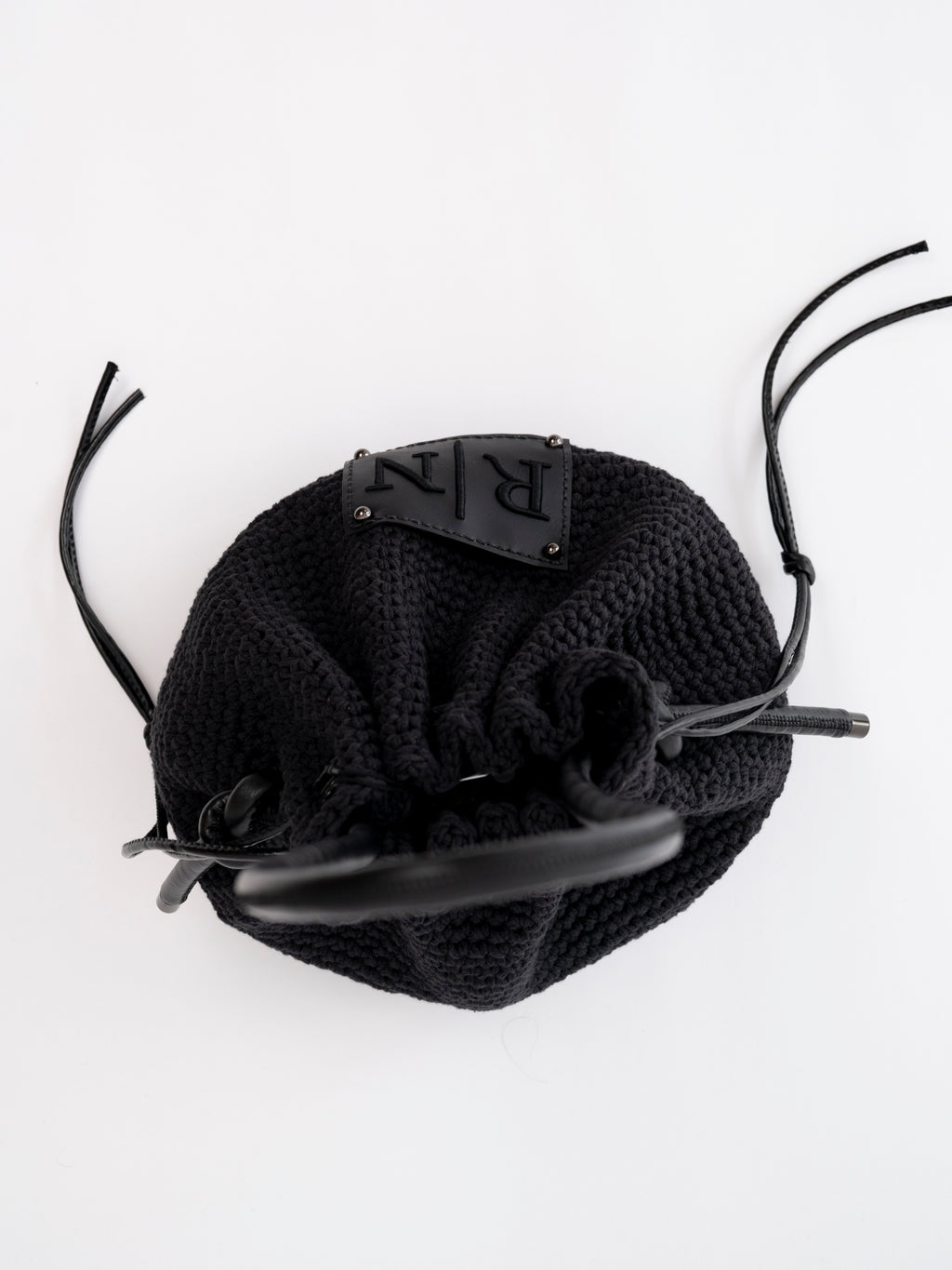 SYDNEY - black