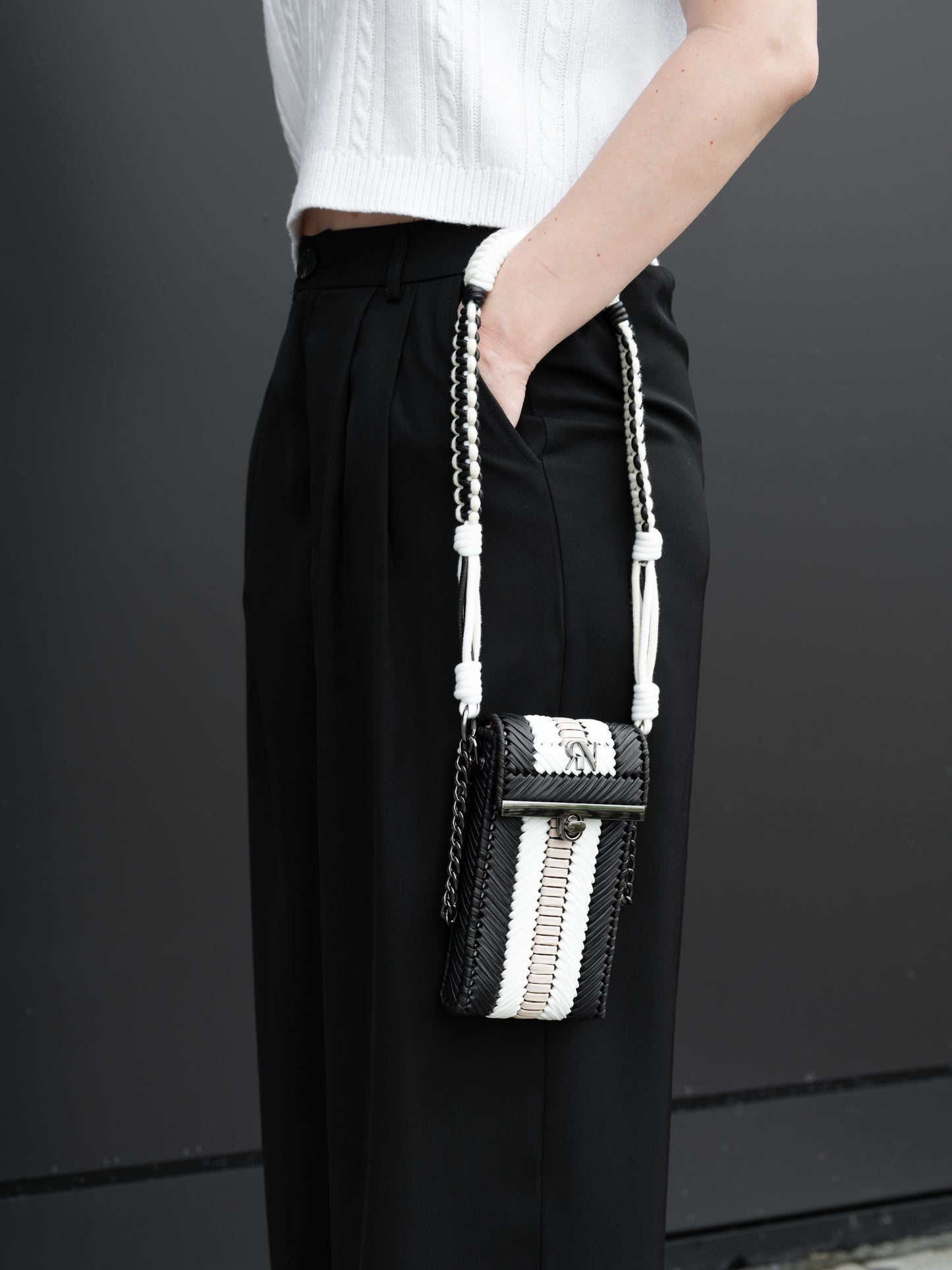 CHELSIE - black/white/beige