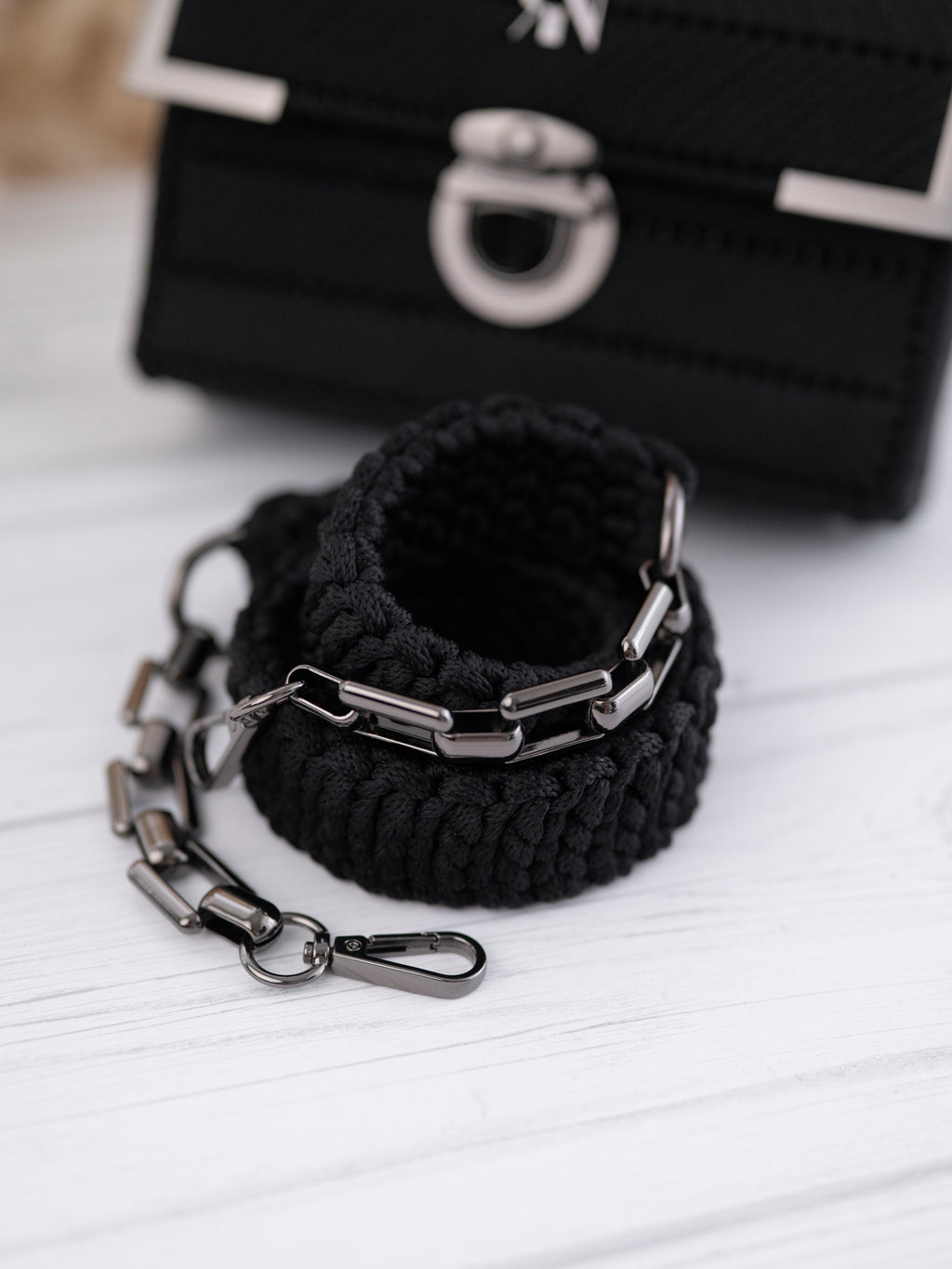 KYLIE - BLACK