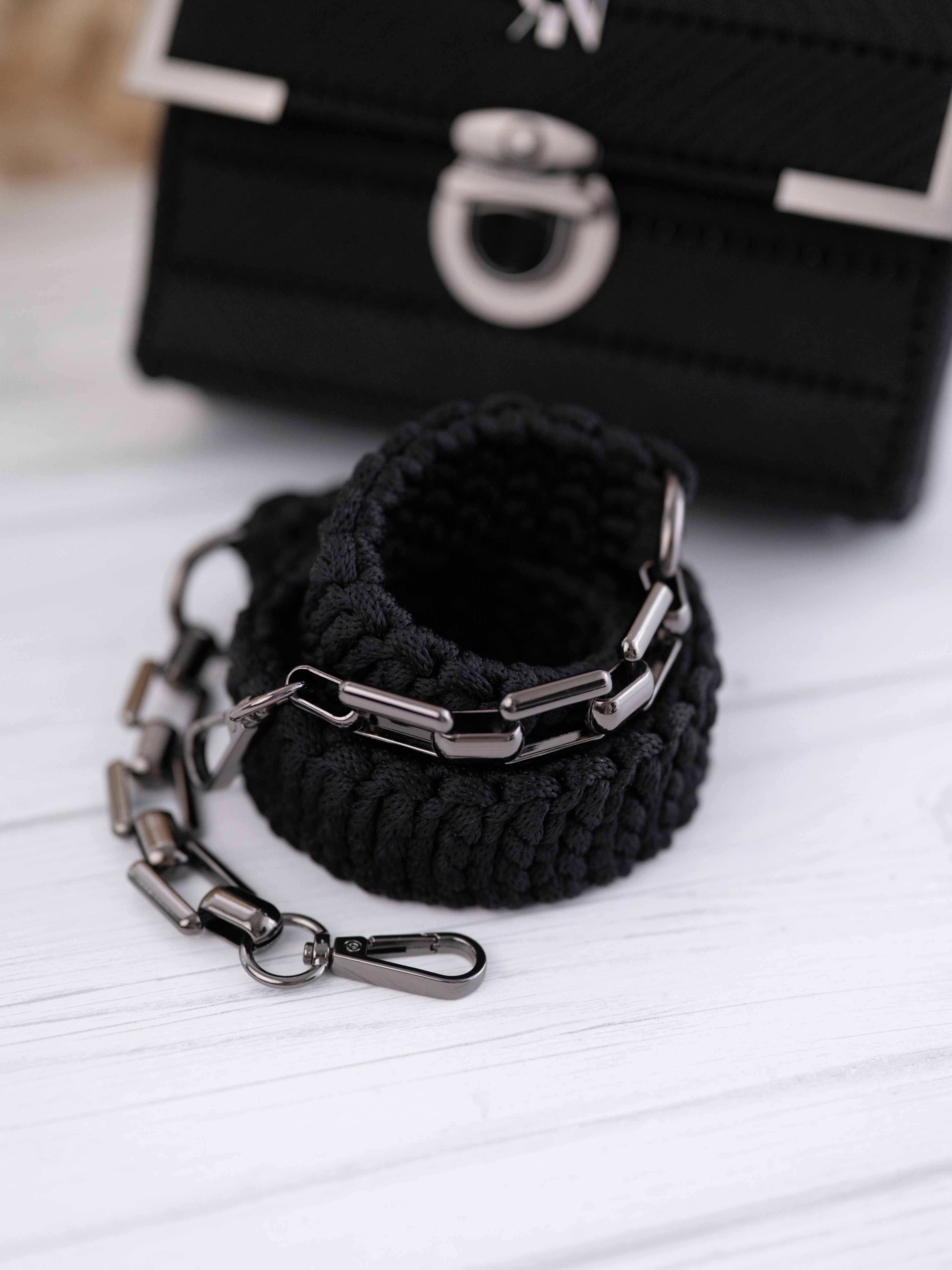 KYLIE - BLACK
