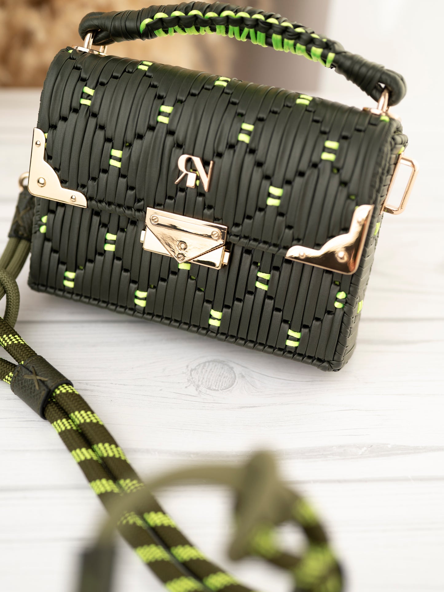 LONDON - olive/lime