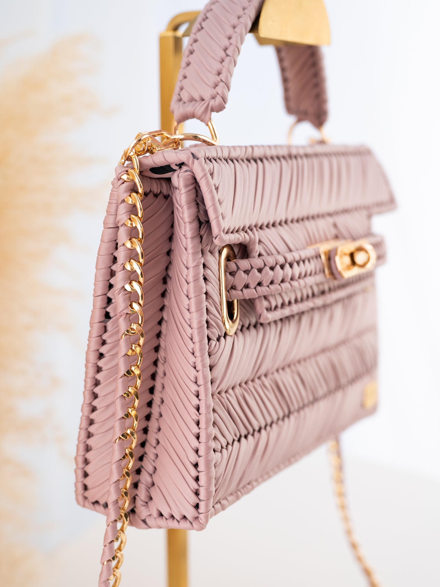 Chloe - blush
